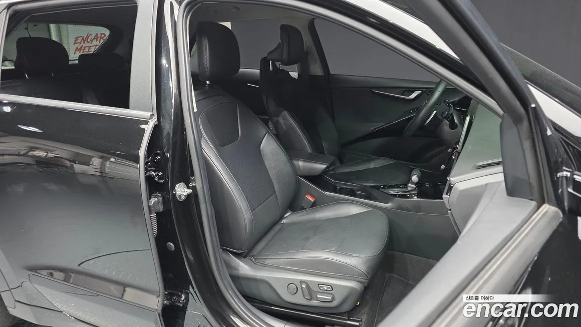 Kia Niro — фото 10