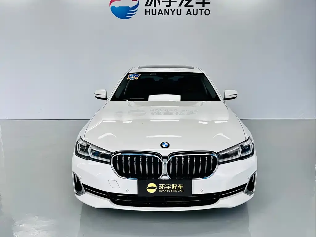 BMW 5 Series — фото 10