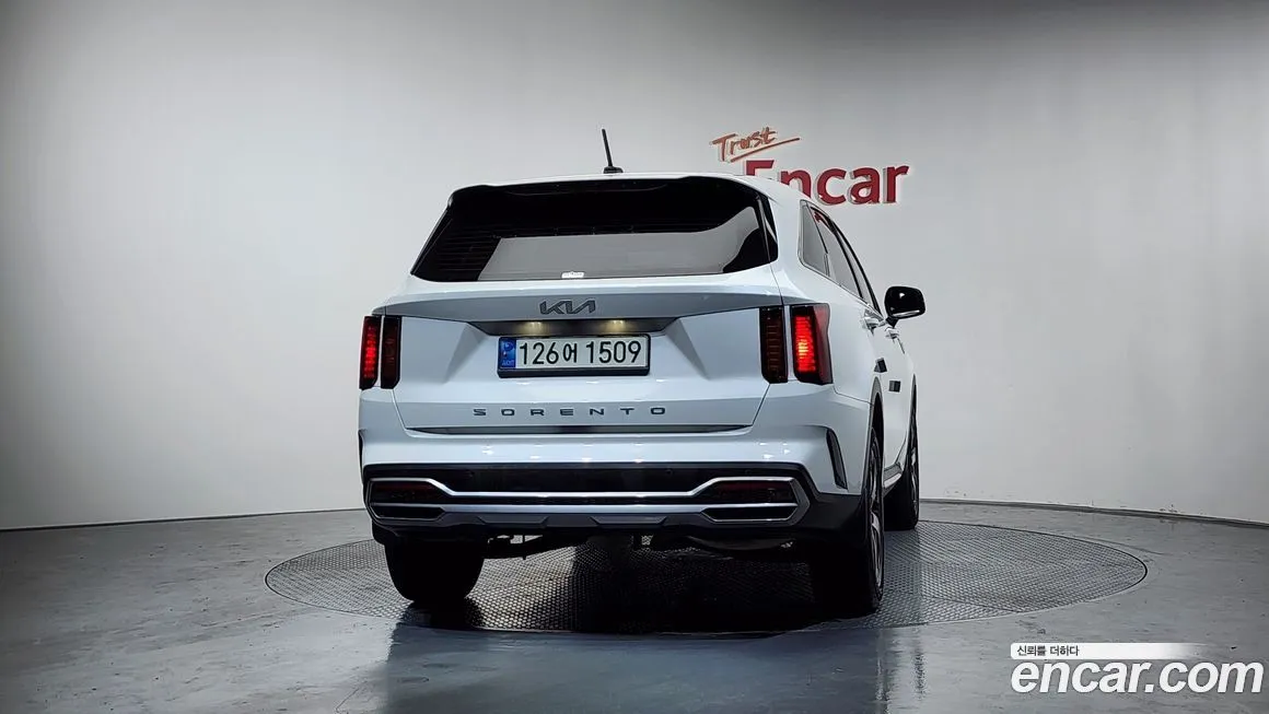 Kia Sorento — фото 3