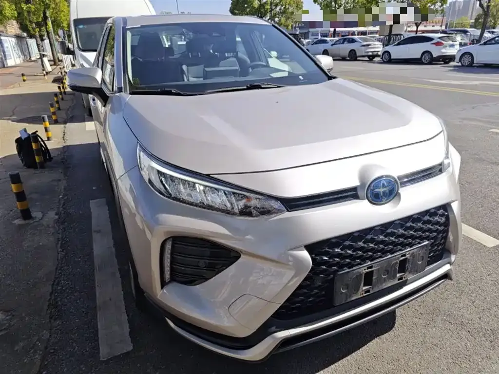 Toyota Wildlander New Energy 2022 из CN, фото 4