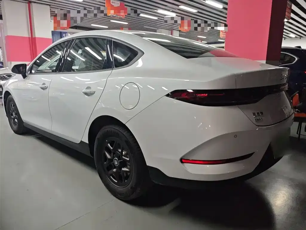 BYD Qin PLUS 2025 из CN, фото 10