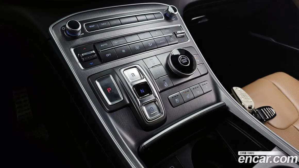 Hyundai Santafe — фото 8