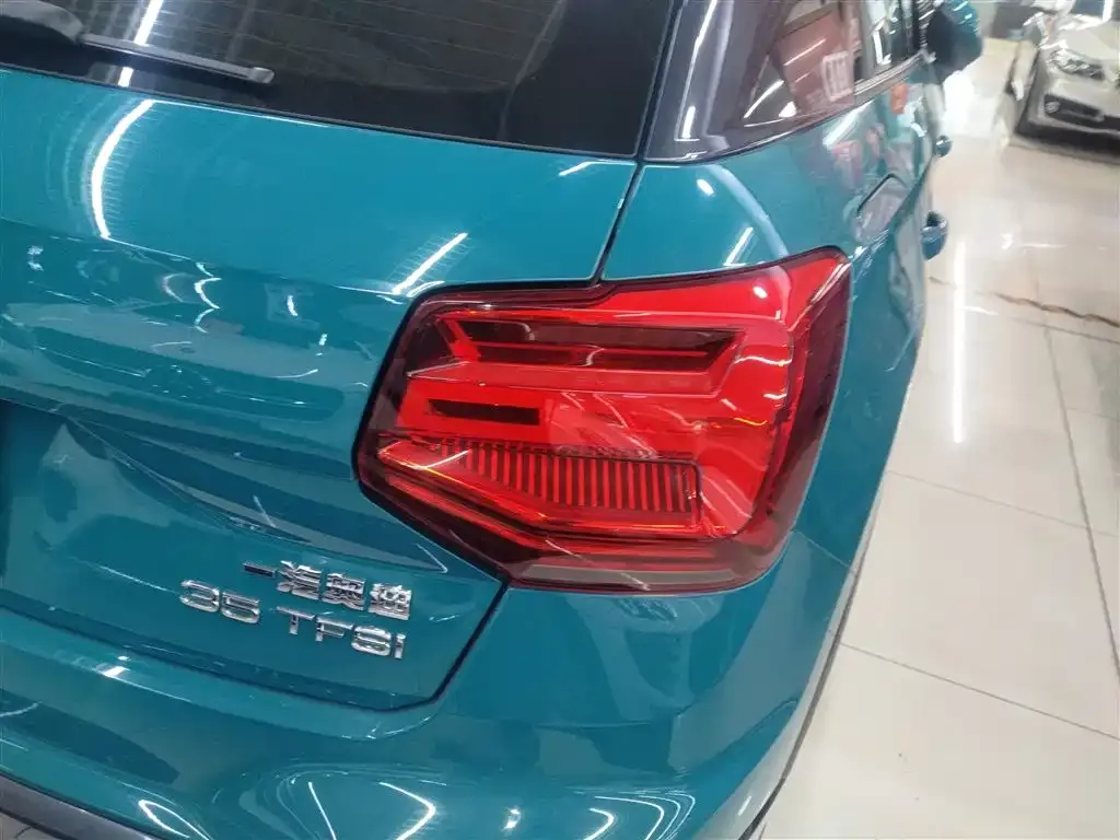 Audi Q2L 2022 из CN, фото 6