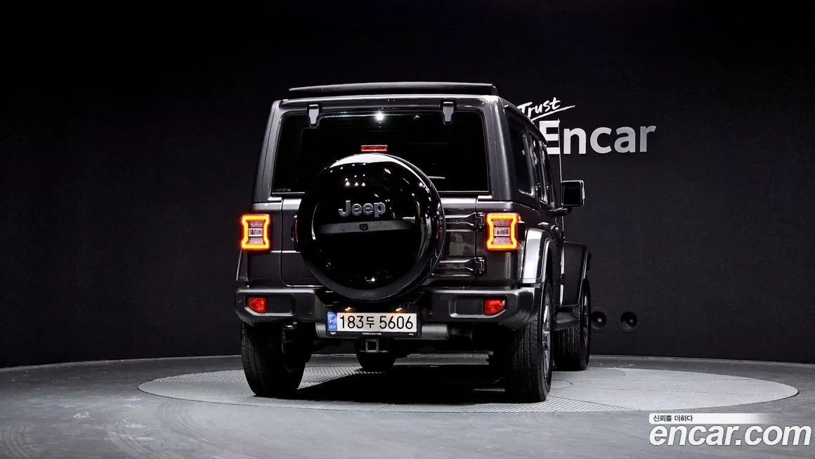 Jeep Wrangler 2022 из KR, фото 4