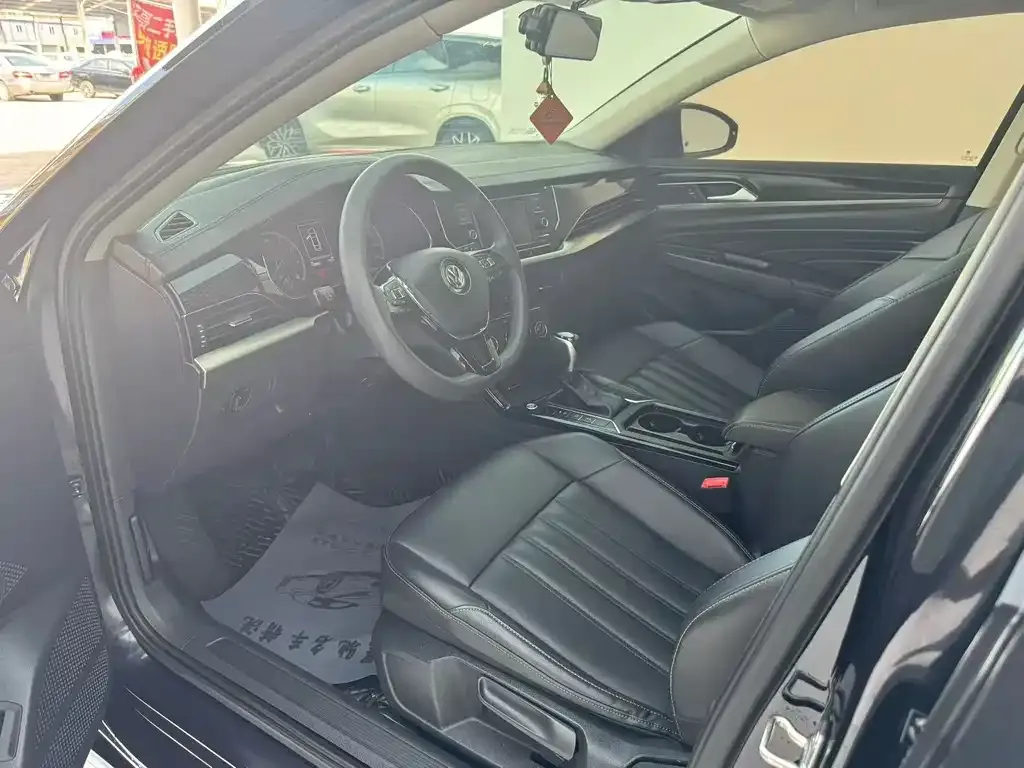 Volkswagen Passat — фото 4