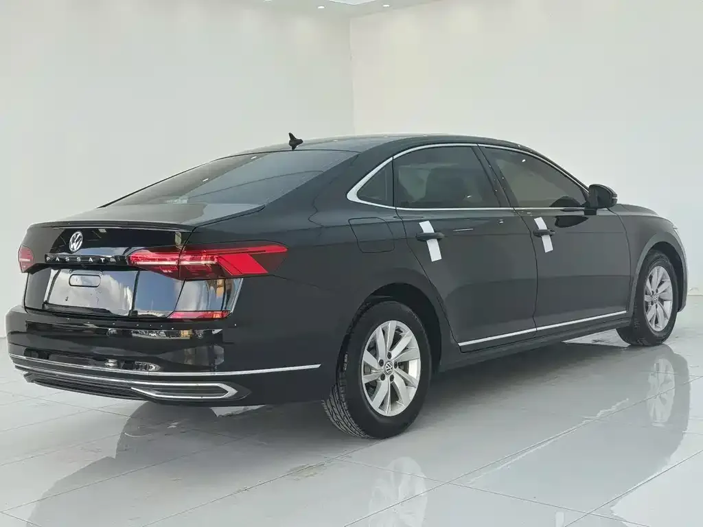 Volkswagen Passat — фото 9