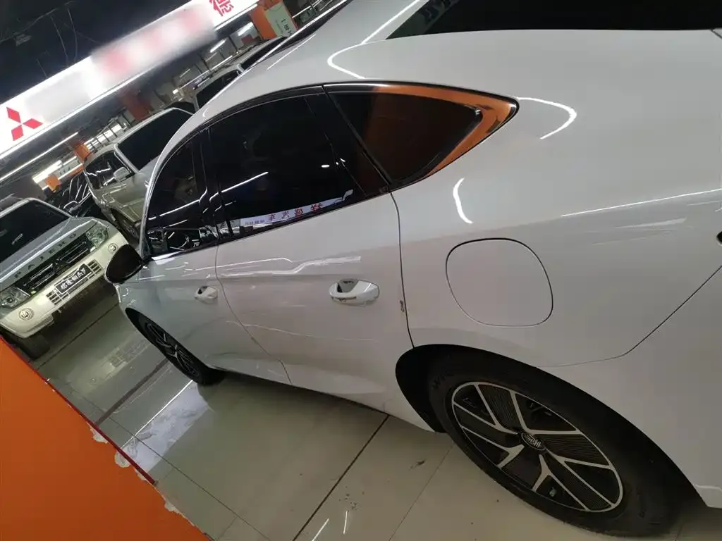 BYD Qin L — фото 3