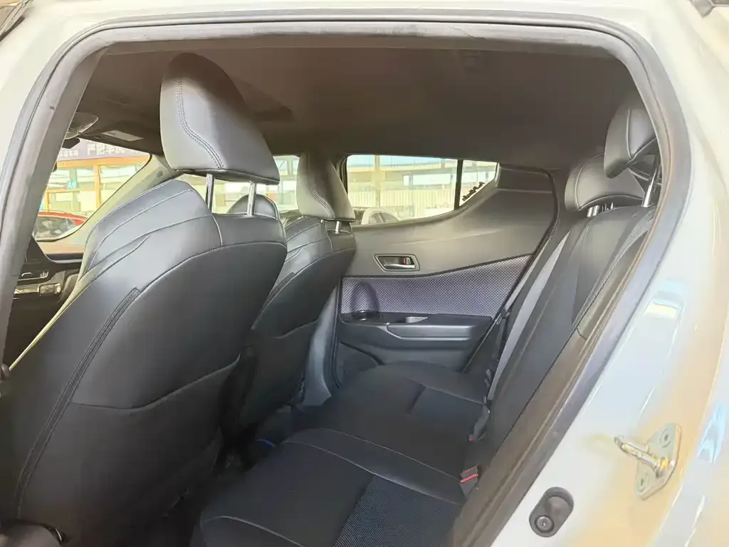 Toyota C-HR 2021 из CN, фото 7