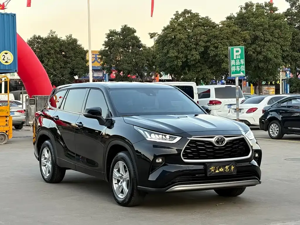 Toyota Highlander 2025 из CN, фото 10