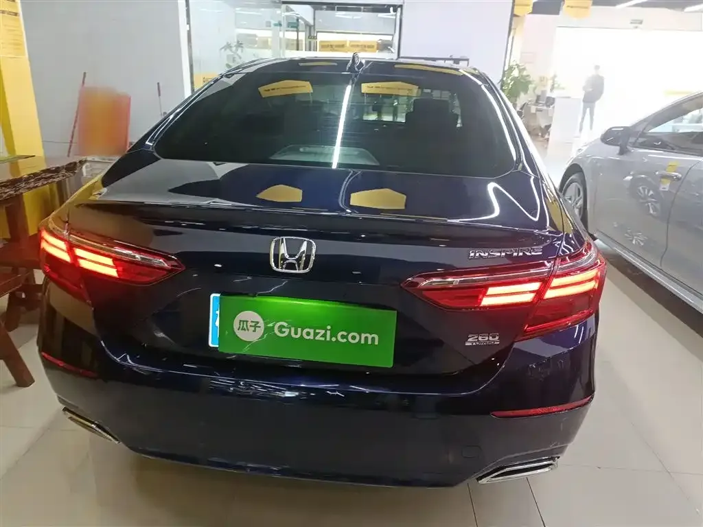Honda Inspire — фото 10