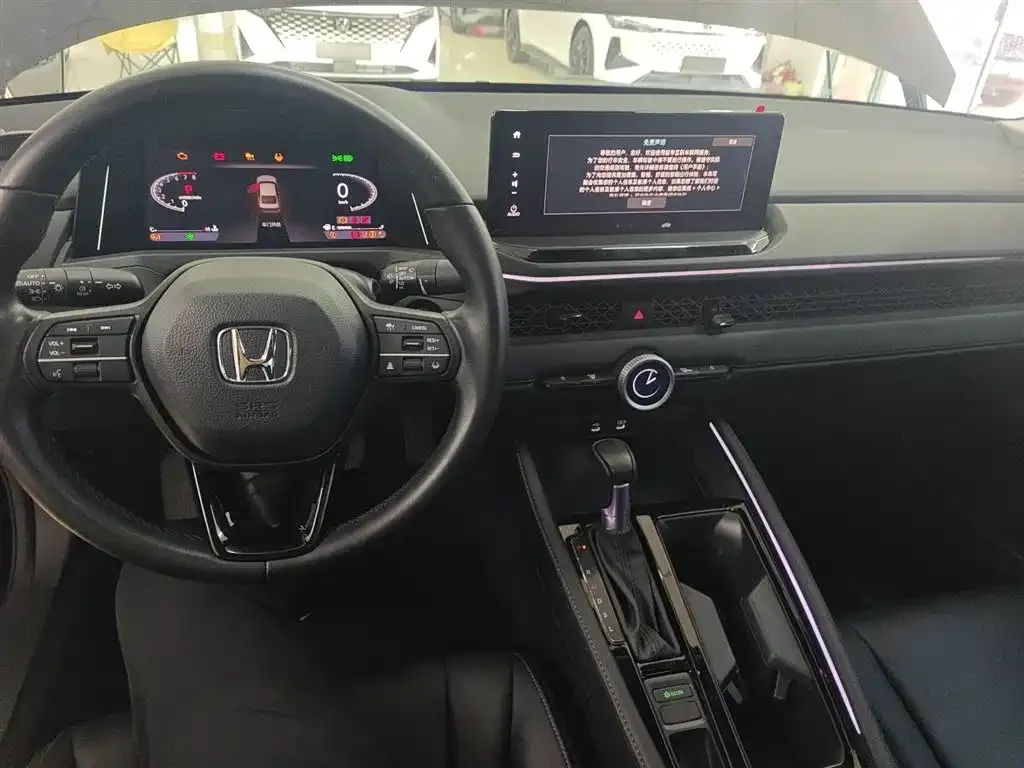 Honda Accord 2023 из CN, фото 10