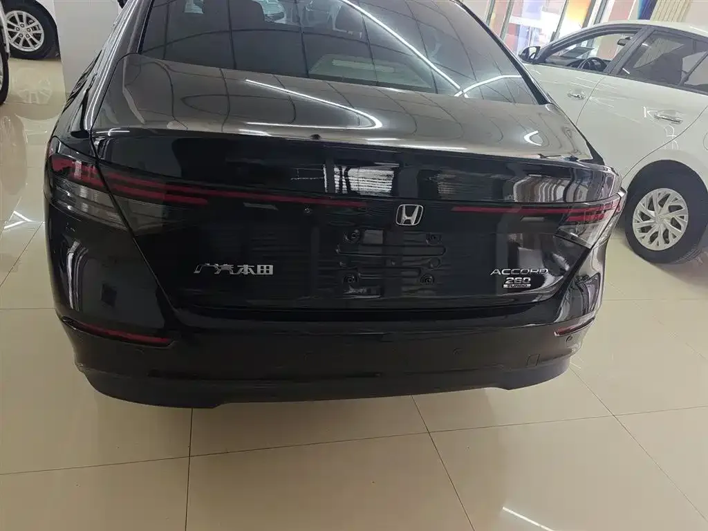Honda Accord 2023 из CN, фото 6