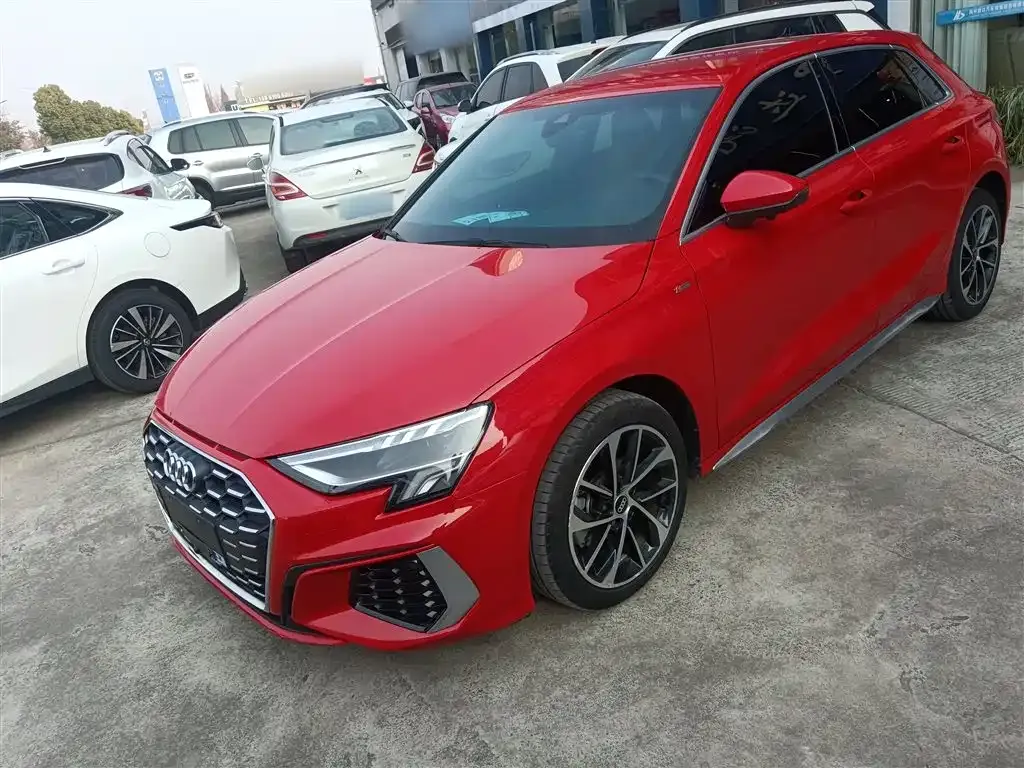 Audi A3 2022 из CN, фото 1