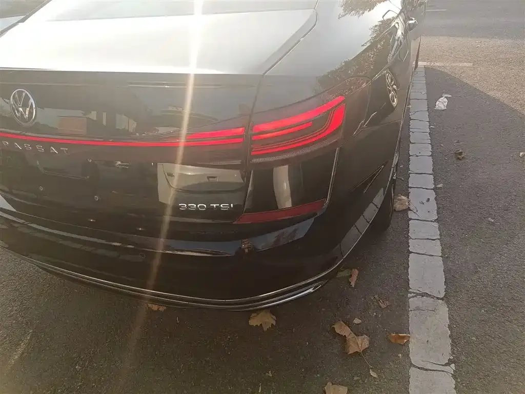 Volkswagen Passat 2022 из CN, фото 8