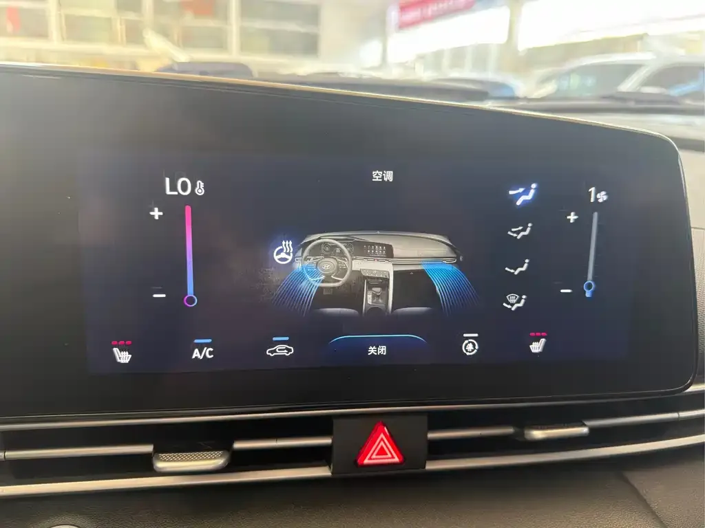 Hyundai Elantra 2021 из CN, фото 2