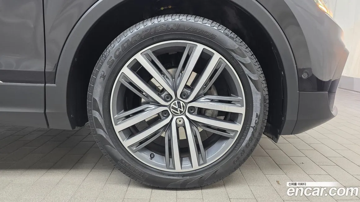 Volkswagen Tiguan 2022 из KR, фото 9