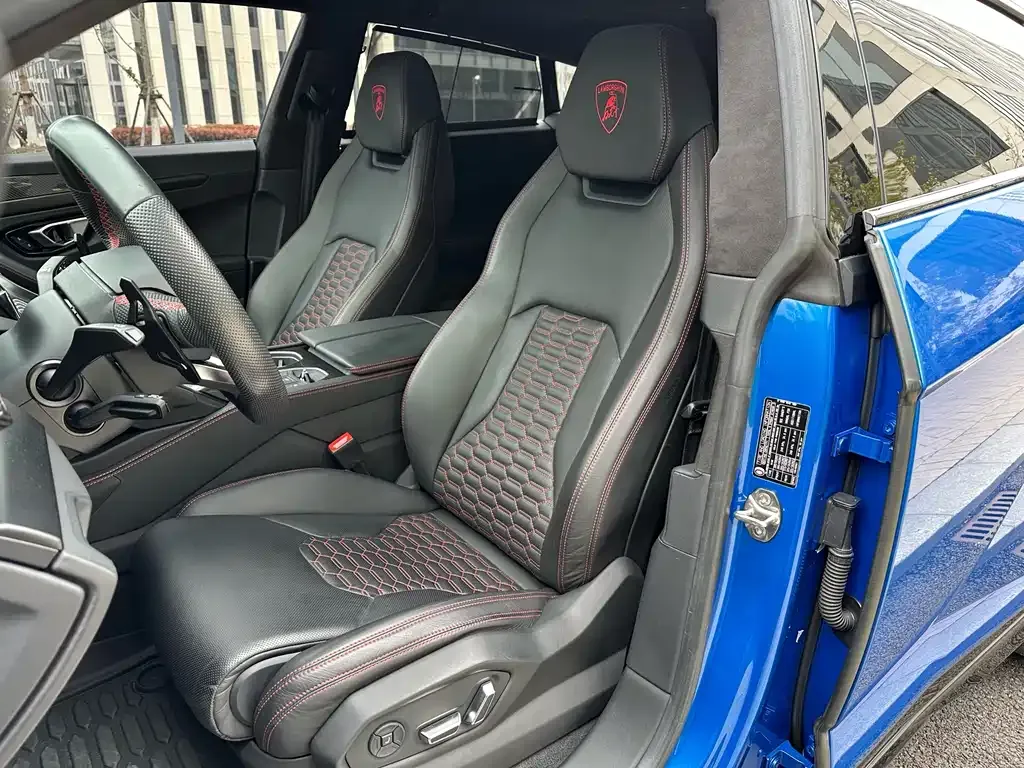 Lamborghini Urus 2021 из CN, фото 9