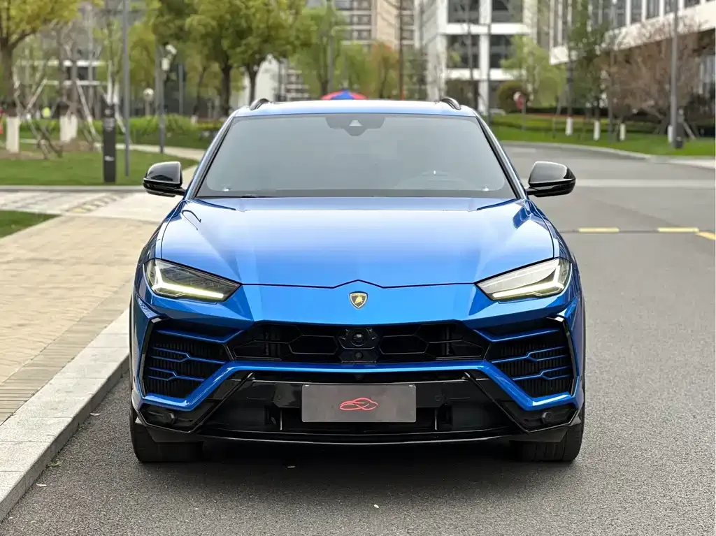 Lamborghini Urus 2021 из CN, фото 2