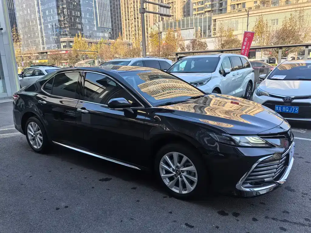 Toyota Camry 2023 из CN, фото 8
