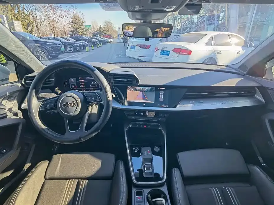 Audi A3 2023 из CN, фото 3