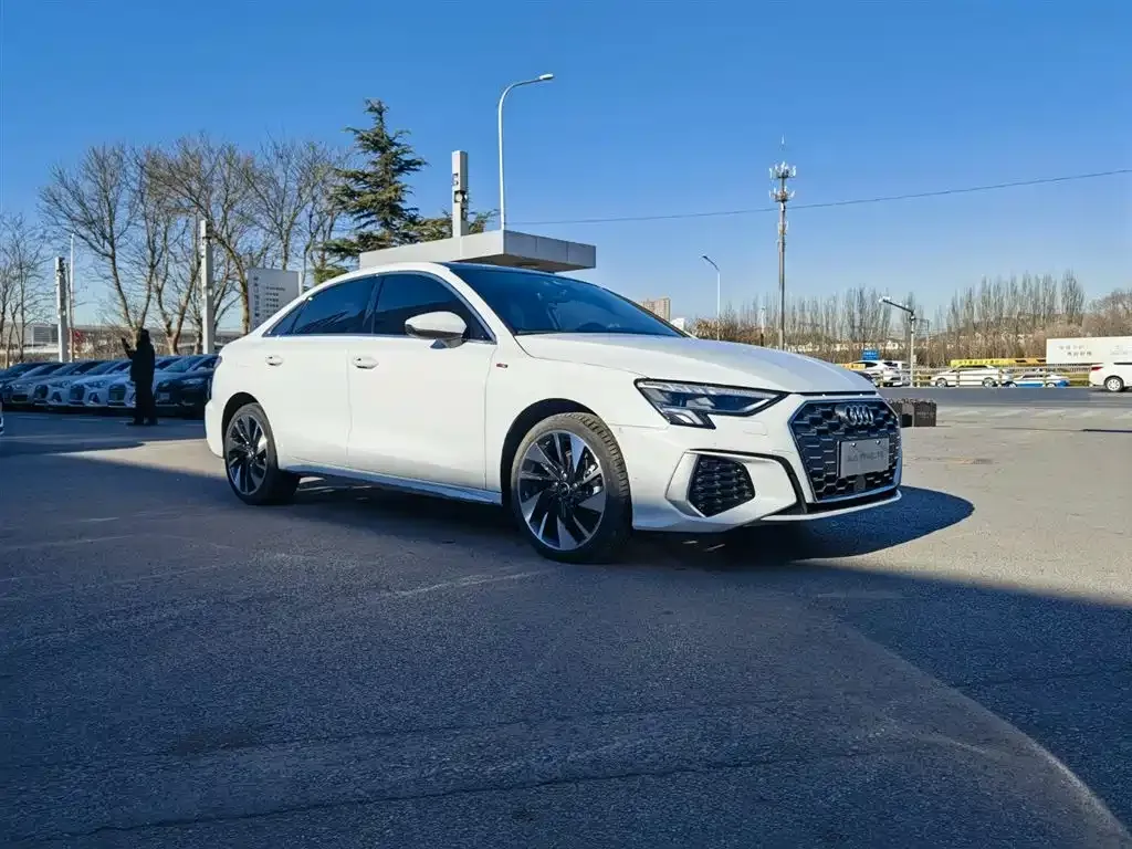 Audi A3 2023 из CN, фото 5