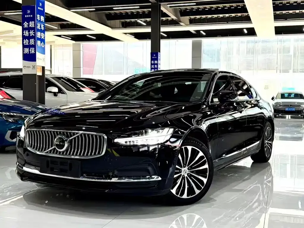 Volvo S90 2024 из CN, фото 1