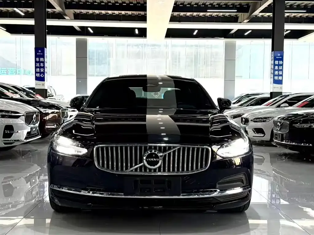 Volvo S90 2024 из CN, фото 3