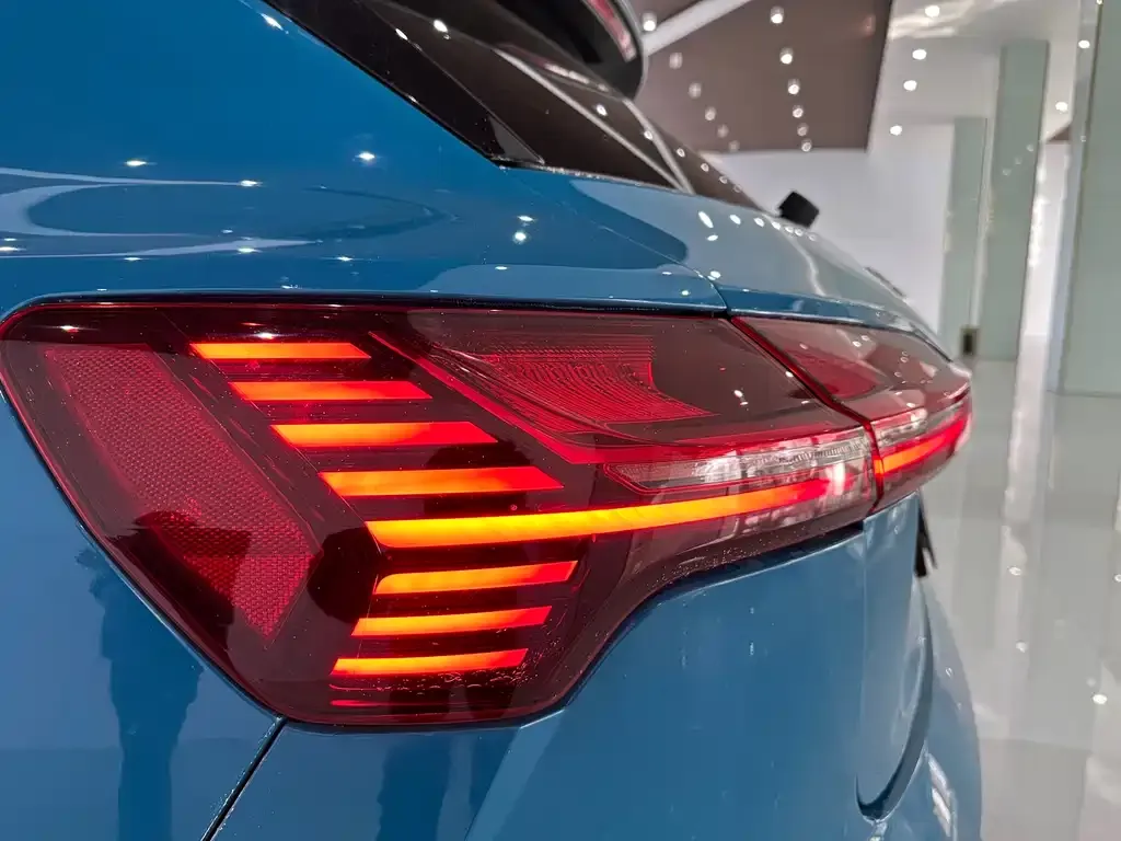 Audi e-tron (Import) 2023 из CN, фото 3