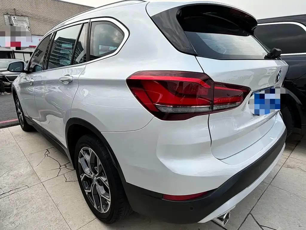BMW X1 2021 из CN, фото 6