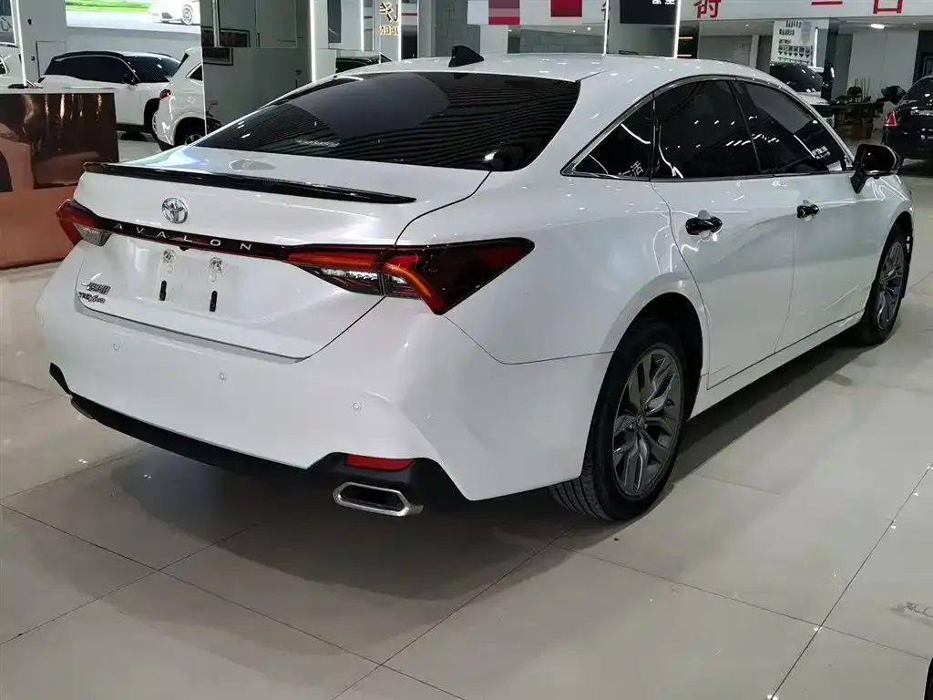 Toyota Avalon 2022 из CN, фото 9