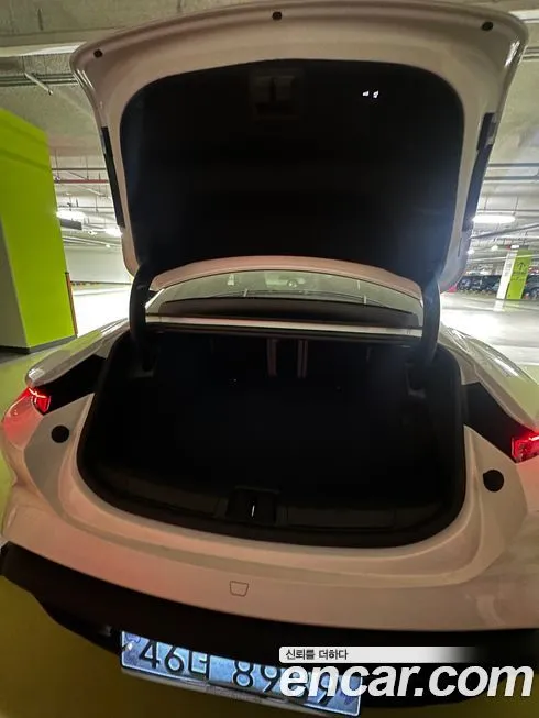 Porsche Taycan 2023 из KR, фото 9