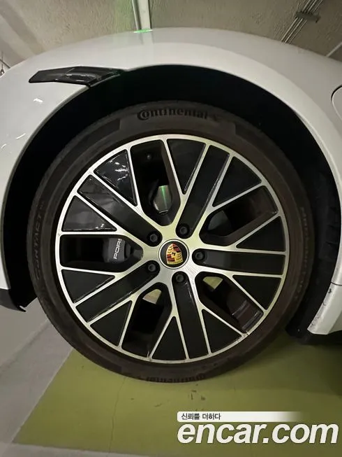 Porsche Taycan 2023 из KR, фото 7