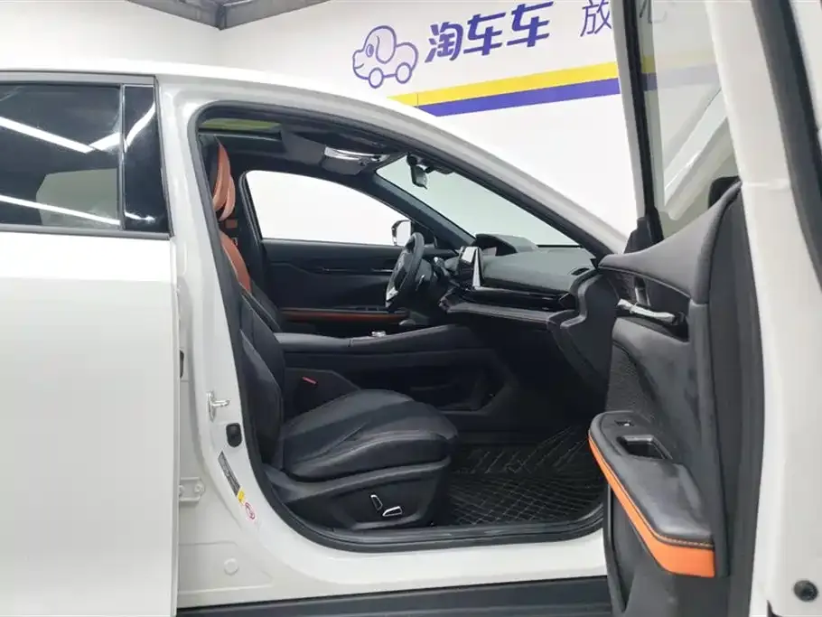 Changan UNI-V 2023 из CN, фото 8