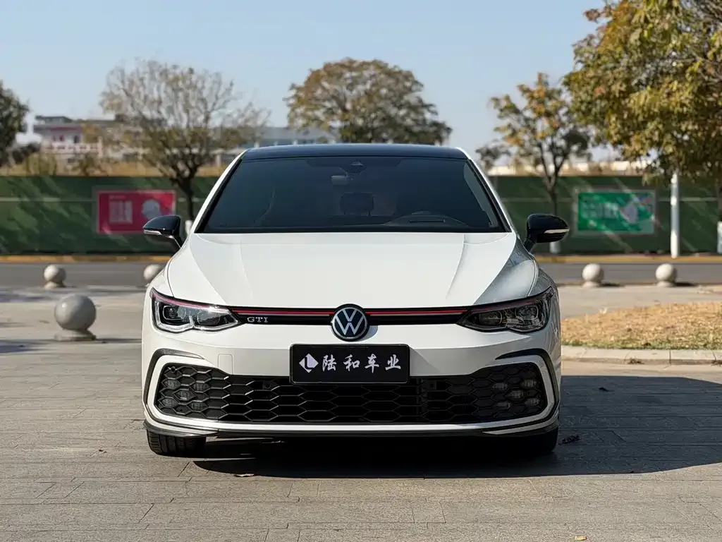 Volkswagen Golf GTI 2022 из CN, фото 2