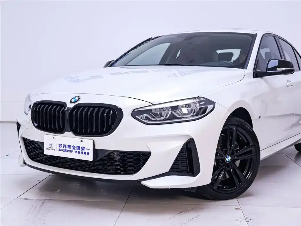 BMW 1 Series 2021 из CN, фото 3