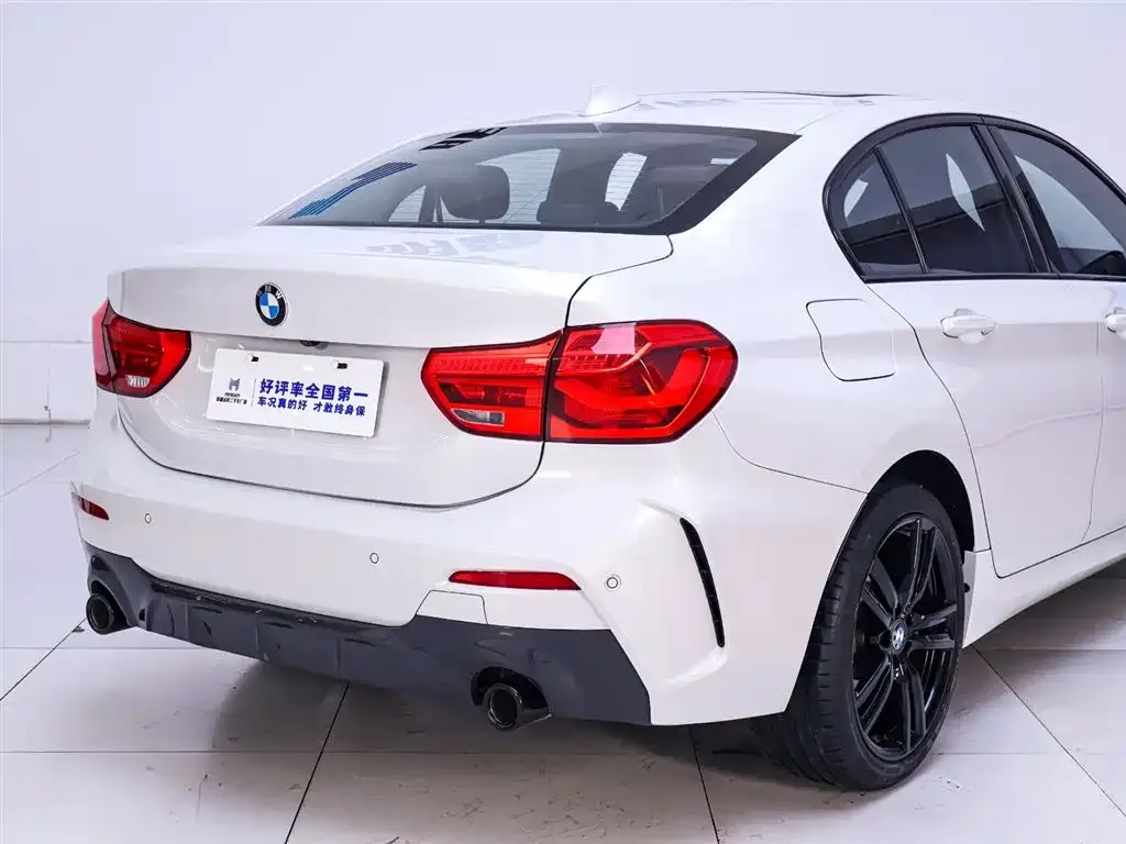 BMW 1 Series 2021 из CN, фото 8