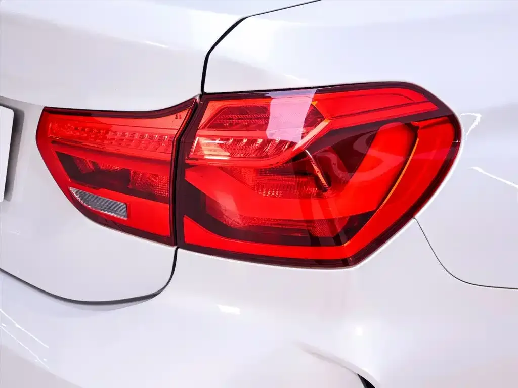 BMW 1 Series 2021 из CN, фото 9