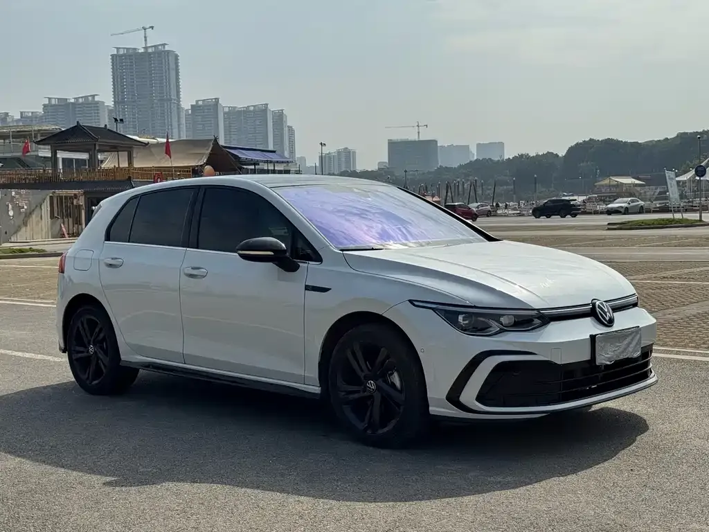 Volkswagen Golf 2022 из CN, фото 3
