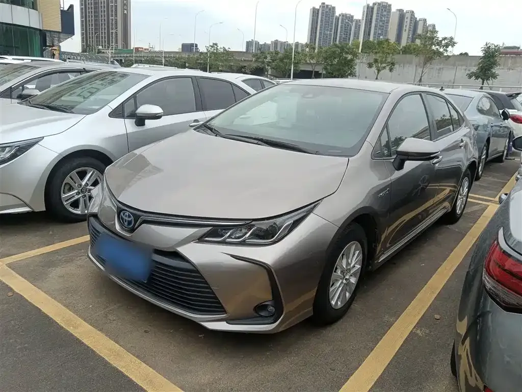 Toyota Corolla 2022 из CN, фото 1