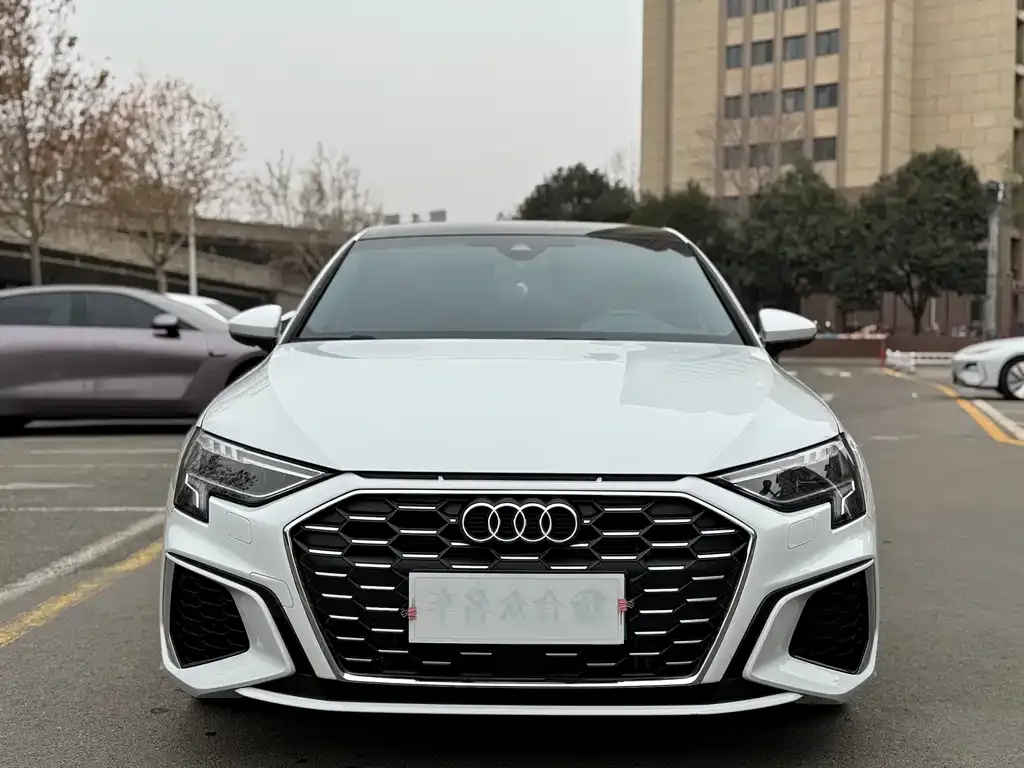 Audi A3 — фото 2