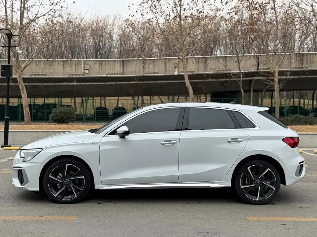 Audi A3 — фото 3