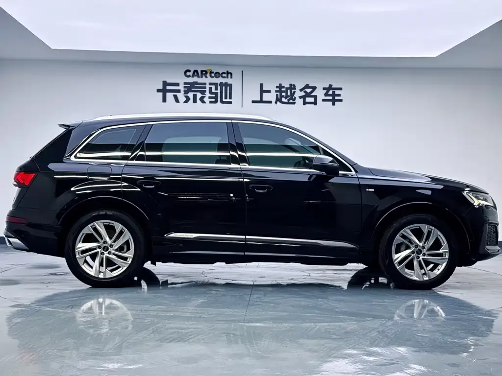 Audi Q7 — фото 5