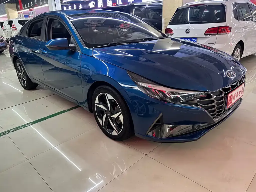 Hyundai Elantra 2023 из CN, фото 8