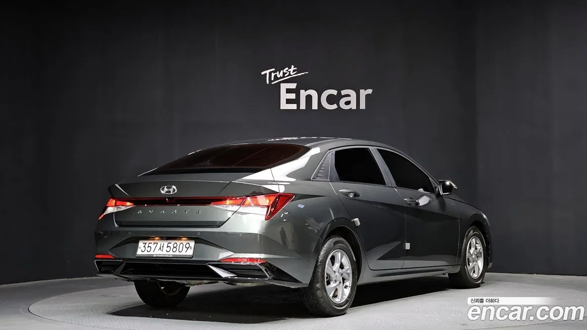 Hyundai AVANTE — фото 5