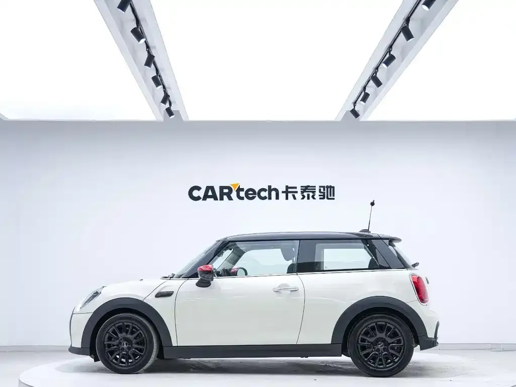 MINI Cooper (3-door) 2021 из CN, фото 3