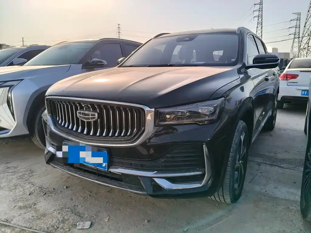 Geely Xingyue L — фото 1
