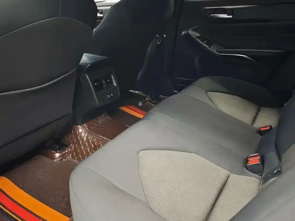 Toyota Avalon 2022 из CN, фото 6