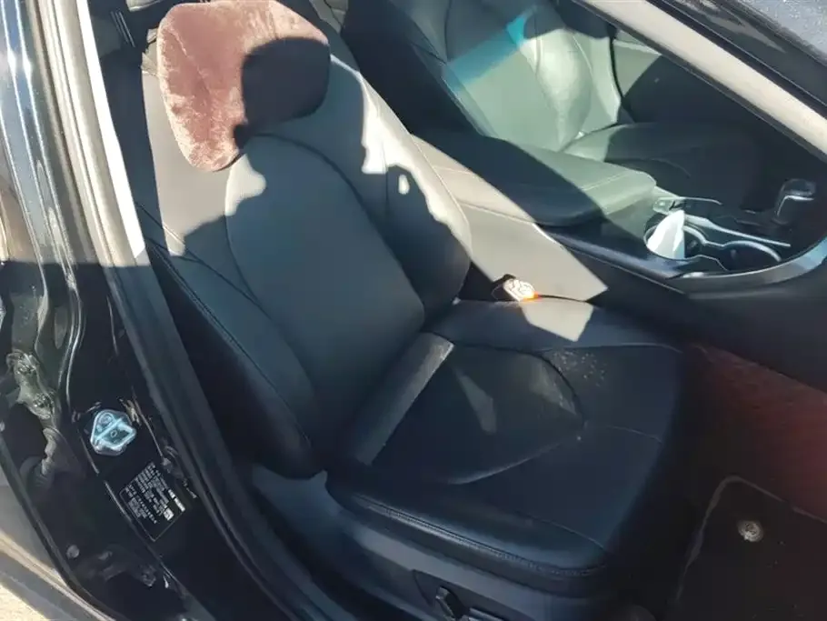 Toyota Camry 2023 из CN, фото 4
