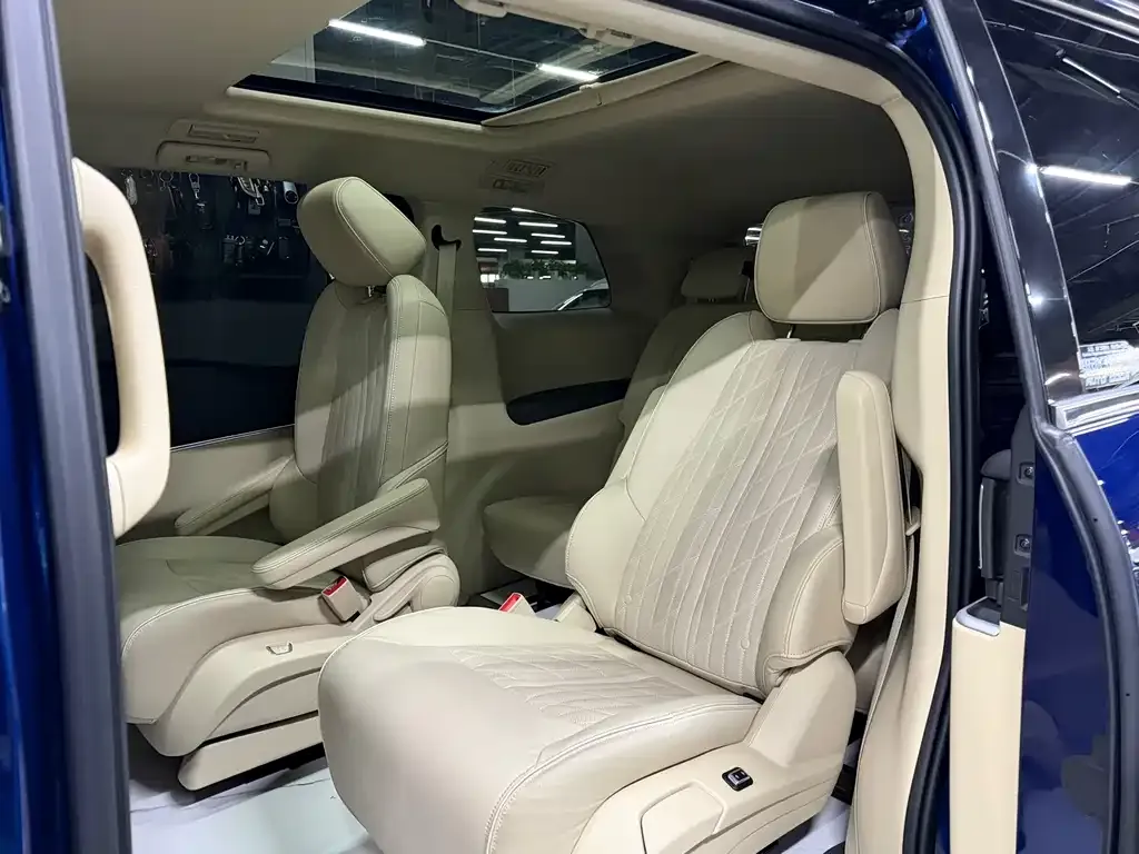 Buick GL8 2023 из CN, фото 5