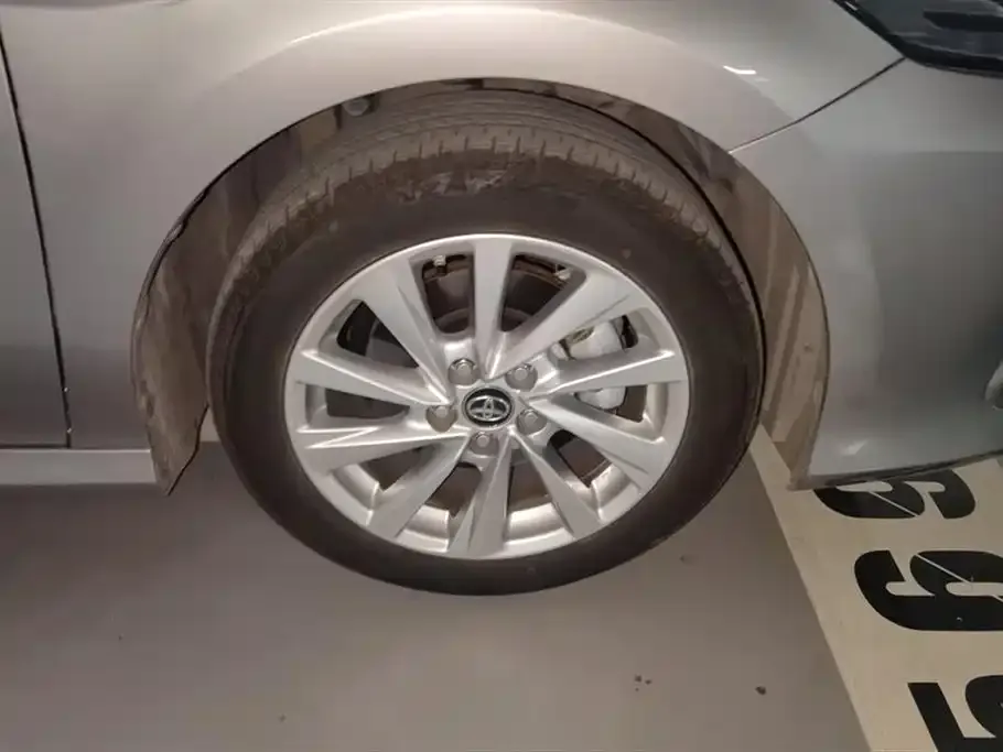 Toyota Camry 2023 из CN, фото 6